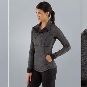 Lululemon - Base Runner Half Zip